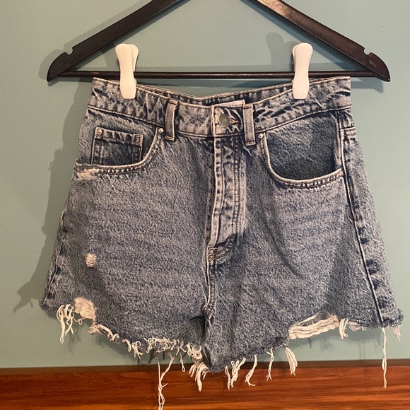 Highwaist Cutoff Denim Shorts - Picture 2 of 5
